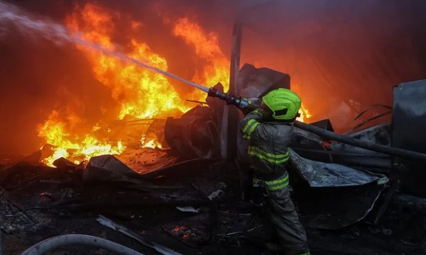 Новые воздушные удары по Украине: волна взрывов от Киева до Львова