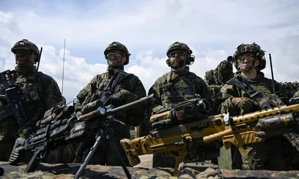 НАТО готовится исключить прямое военное вмешательство в конфликт на Украине