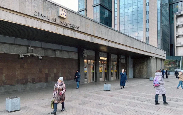 Станция метро 'Ладожская' в Петербурге вновь открыта после ремонта
