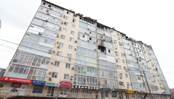 Выплаты до 100 тысяч рублей будут предоставлены жителям дома, пострадавшего от масштабного пожара в Анапе