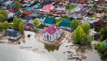 Необходимость обязательного страхования от стихийных бедствий: ВСС предлагает изменения в законодательстве России