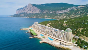 Загрузка отелей Крыма осенью достигла 72% на фоне роста турпотока