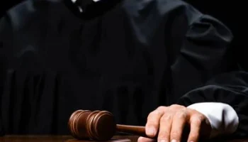 Суд подтвердил выплату 1,6 млрд рублей экс-дистрибьютору Apple по страховому случаю