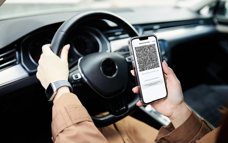 Автоподставы-2025: как мошенники обманывают водителей через дипфейки и QR-коды