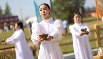 Призовой фонд в 5 миллионов рублей разыграли на скачках праздника «Ысыах Туймаады» в Якутии