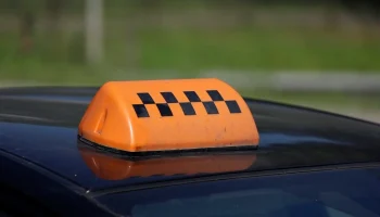 НСИС: почти 99% краткосрочных полисов ОСАГО оформили водители такси