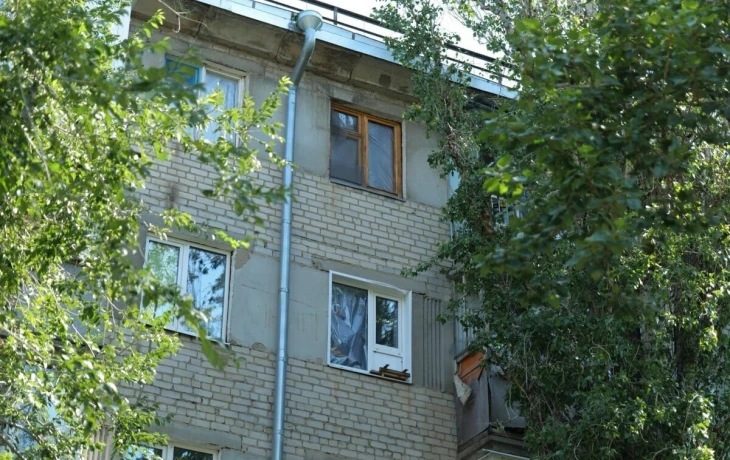 Россияне стали чаще страховать жилье от атак беспилотников: какие выплаты получают и сколько это стоит
