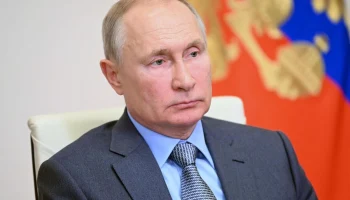 Путин одобрил страхование бойцов добровольческих отрядов и чиновников в приграничье