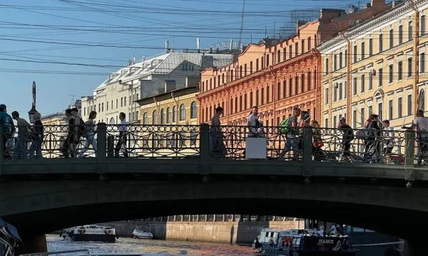 Санкт-Петербург возглавил рейтинг туристических направлений России на июнь 2025
