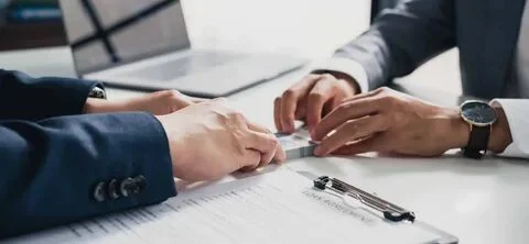 Европейские страховщики наращивают частные кредиты в 2025 году Европейские страховщики наращивают частные кредиты в 2025 году