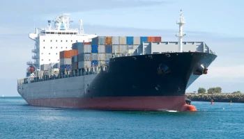 Геополитические вызовы внешнеэкономической деятельности: страхование и платежи в условиях санкций