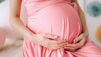 Депутат предложила: включить программу восстановления после родов в систему обязательного медицинского страхования (ОМС)