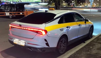 В Подмосковье тысячи такси приостановили работу из-за отсутствия страховки