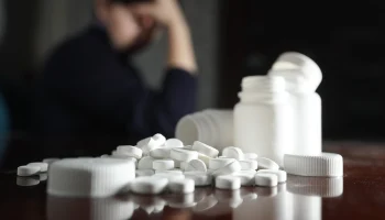 В России предложили включить антидепрессанты в систему ОМС для амбулаторных пациентов