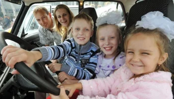 В РФ могут освободить многодетных от транспортного налога и расширить льготы по ОСАГО