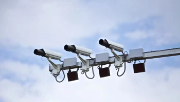 Автоматическая проверка ОСАГО по камерам откладывается до 2026 года