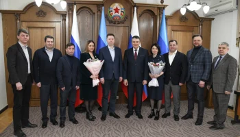 Развитие системы обязательного медицинского страхования в ЛНР: Глава региона и Федеральный фонд ОМС обсудили планы на будущее