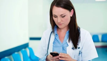 ФОМС запустил официальный канал в мессенджере Max для информирования граждан