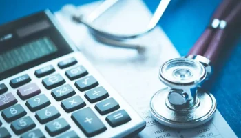 Бюджет ФОМС ушел в дефицит на 28,7 млрд рублей