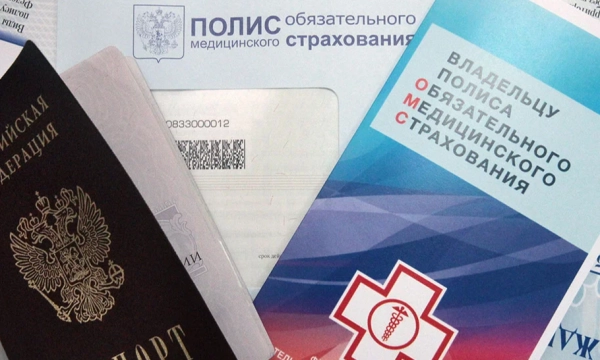 В Госдуме решили сохранить роль страховых компаний в системе ОМС