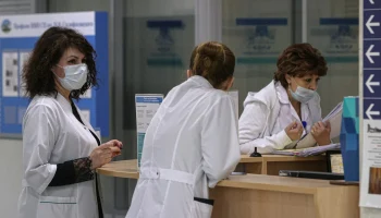 Новые категории врачей поднимут стоимость полисов ДМС
