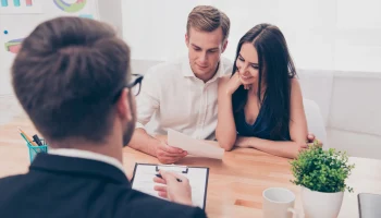 Созаемщик по ипотеке: страховать или нет &mdash; разбираемся в тонкостях