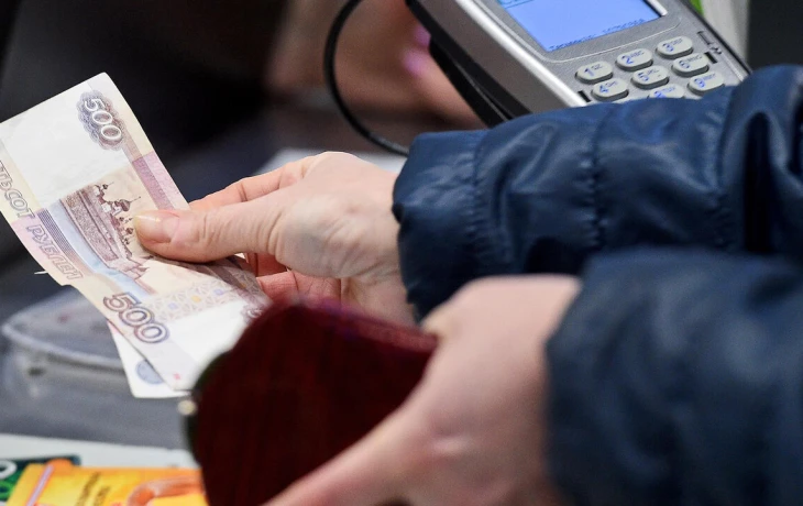 Расходы россиян на автозапчасти достигли 27,4 тысячи рублей в год