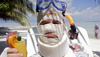 Как не испортить отпуск: страховая компания назвала 3 главные угрозы для здоровья туристов