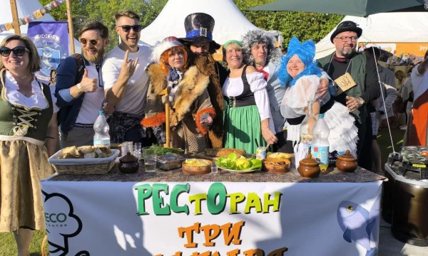 Кулинарные таланты и костюмы из «Буратино» принесли «РЕСО-Гарантии» три награды