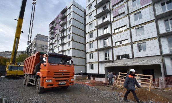 Застройщики в ДНР выбирают страхование военных рисков для защиты инвестиций