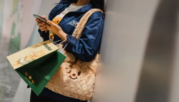 ​&laquo;Сравни&raquo;: доля россиянок с накоплениями выросла до 64% в 2026 году