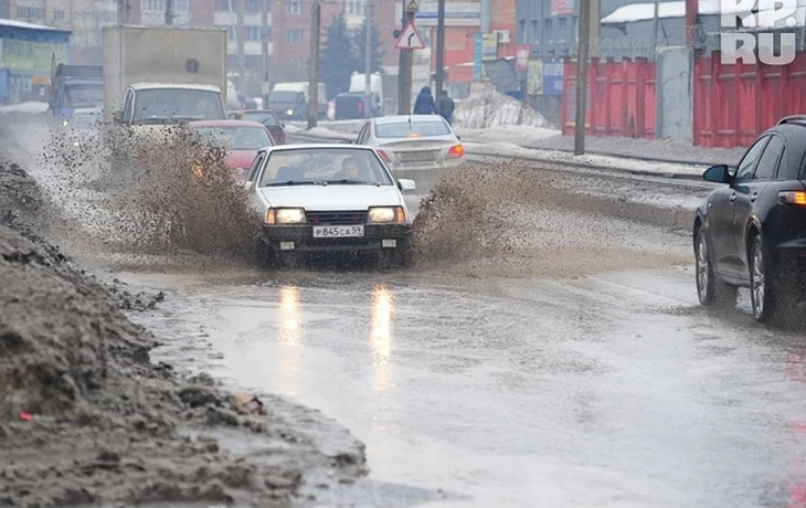 ​Росгосстрах: число обращений автомобилистов за помощью на дорогах в мае выросло на 50%