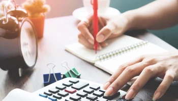 ИИ сократит расходы бизнеса на 4 трлн рублей в год, показало исследование