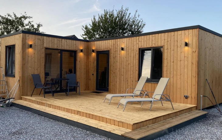 Спрос на аренду загородных домов в России вырос на 77%