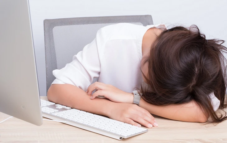 Эксперты перечислили необходимые анализы при зимнем упадке сил