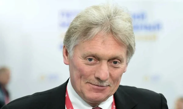 Песков объяснил конкуренцию маркетплейсов с традиционными СМИ