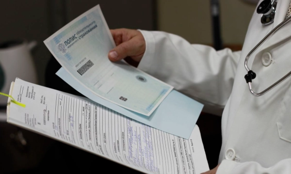 Рошаль: отказ от частных страховщиков в ОМС разгрузит врачей и улучшит медпомощь