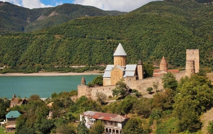 Грузия вводит обязательную медицинскую страховку для туристов с 1 января 2026 года