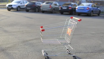 «АльфаСтрахование» восстановила Jetour Dashing после удара тележкой на парковке