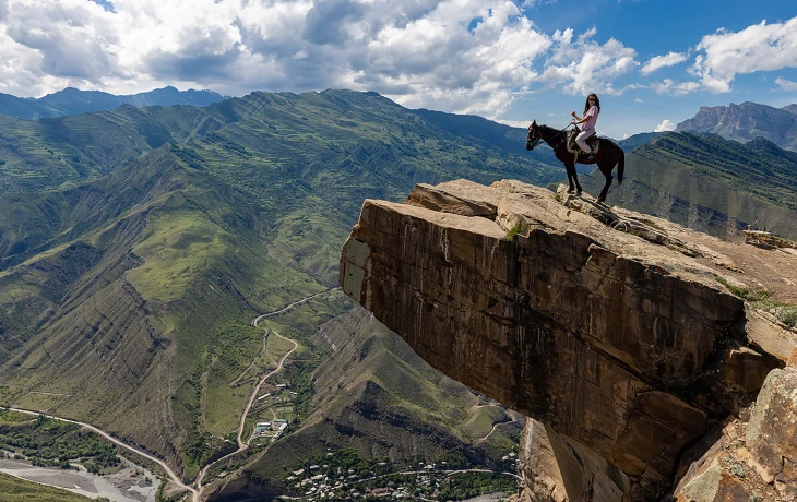 Перелет в Дагестан 2026: цены, аэропорты и советы по экономии