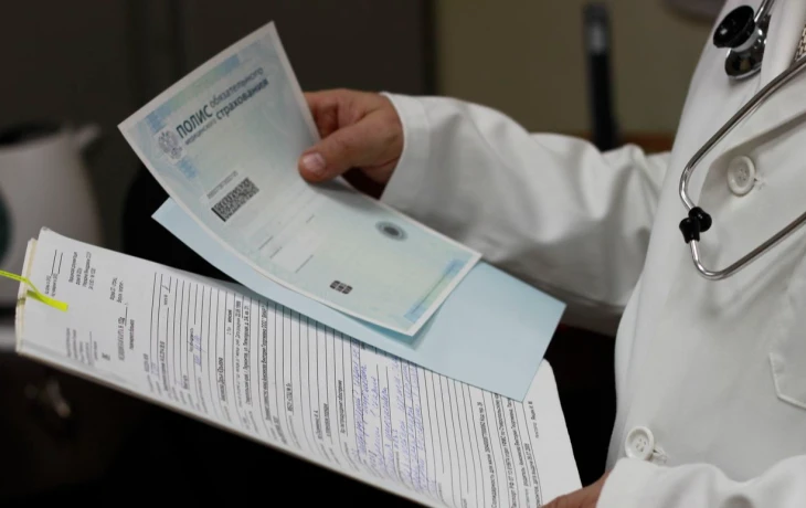 Рошаль: отказ от частных страховщиков в ОМС разгрузит врачей и улучшит медпомощь