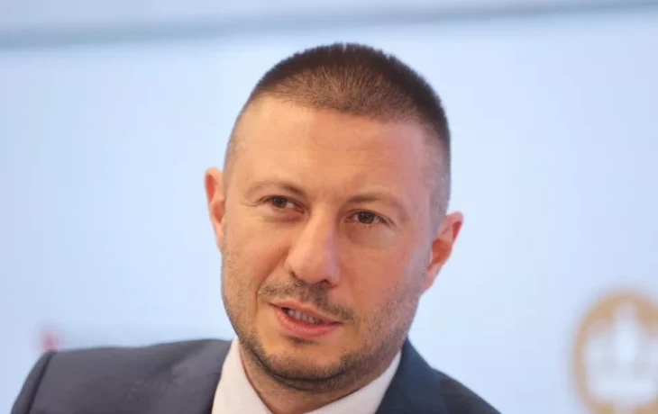 Страховой рынок РФ ищет рост в технологиях и новых продуктах