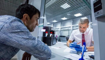 Въезд по полису: в РФ ужесточат правила медстрахования для иностранцев