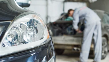 В РФ на 30% выросло число жалоб на задержки авторемонта по каско