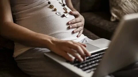 Защита прав беременных работниц в цифровую эпоху