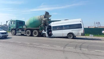 РЕСО-Гарантия принимает документы по ДТП с микроавтобусом в Павловском районе Алтайского края