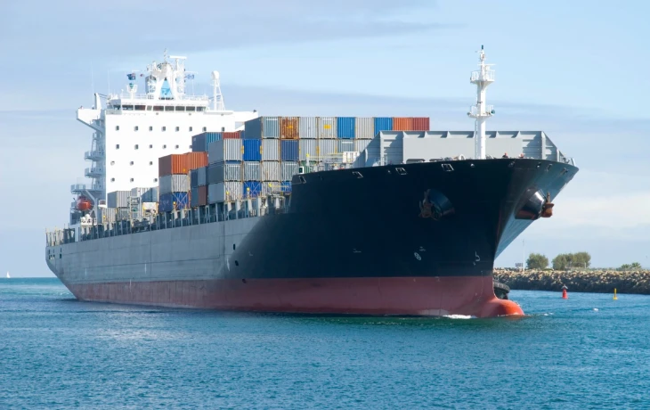 Геополитические вызовы внешнеэкономической деятельности: страхование и платежи в условиях санкций