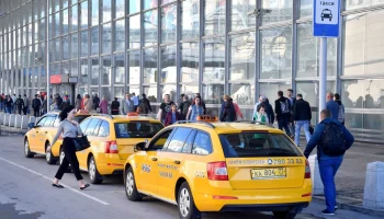 Многие таксисты рискуют остаться без работы из-за новых правил страхования