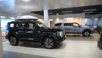 ​Продажи новых легковых автомобилей в России снизились на 16 процентов в 2025 году