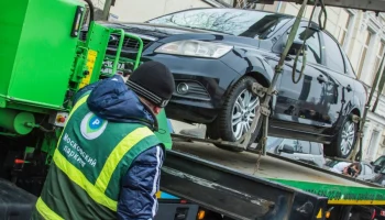 Как забрать машину со штрафстоянки: инструкция 2025